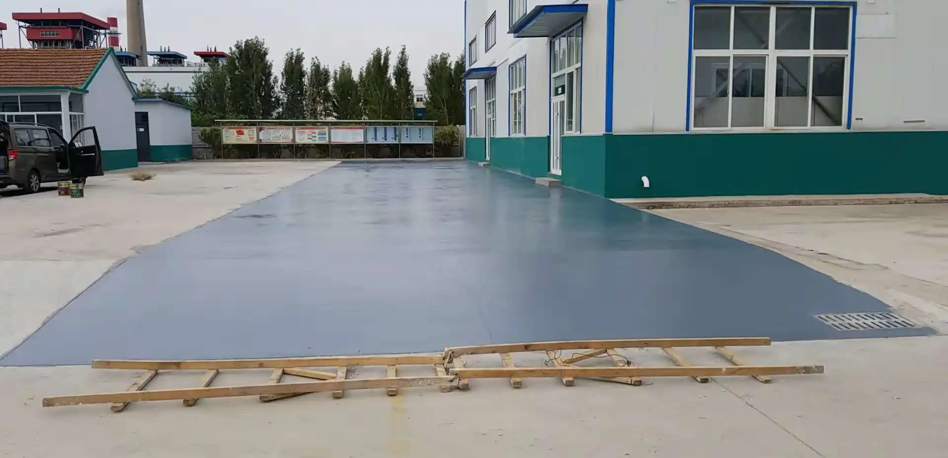 四川车间厂房地坪漆修补翻新